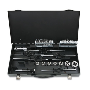 447 /C37-23 PCS HSS IN METAL CASE